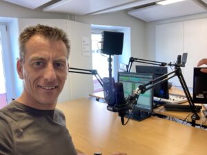 Lyt til Podcast med Lars Sigurd med Radio Victoria